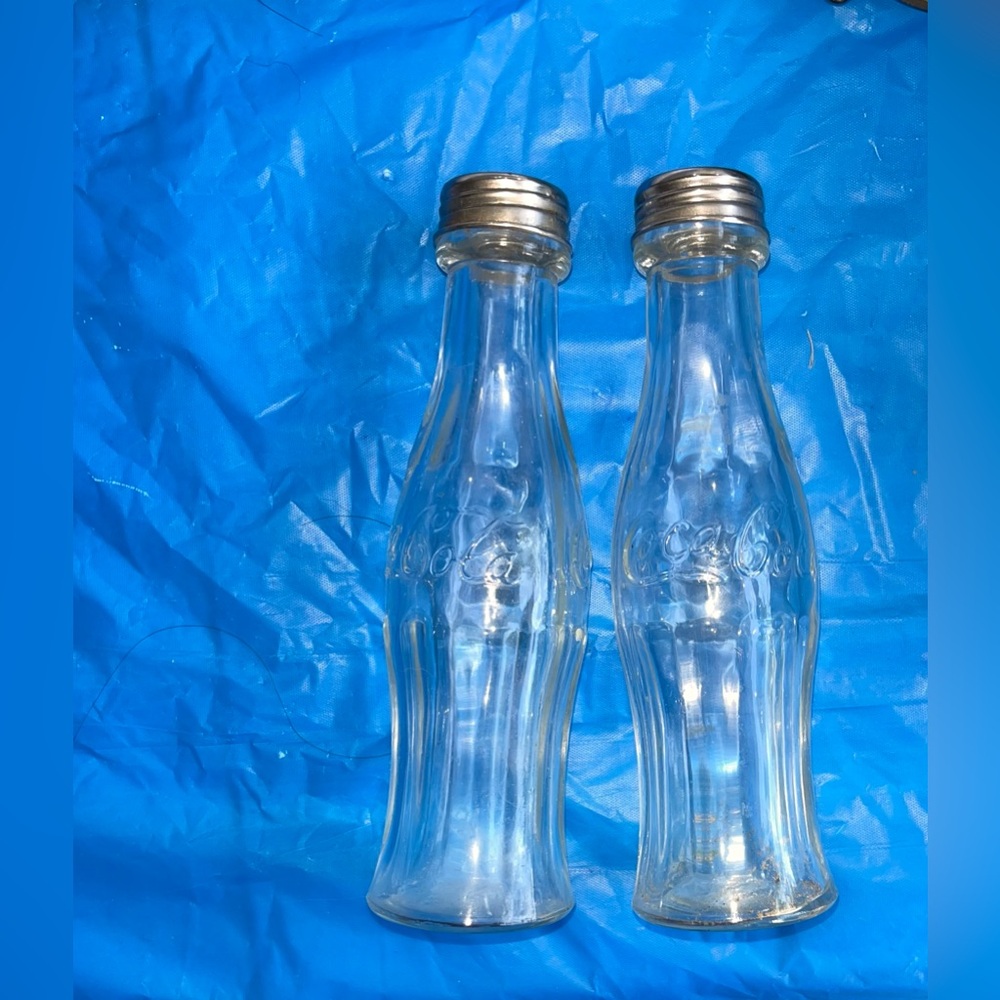 Set of 2 Vintage Coca Cola Salt & Pepper Shakers